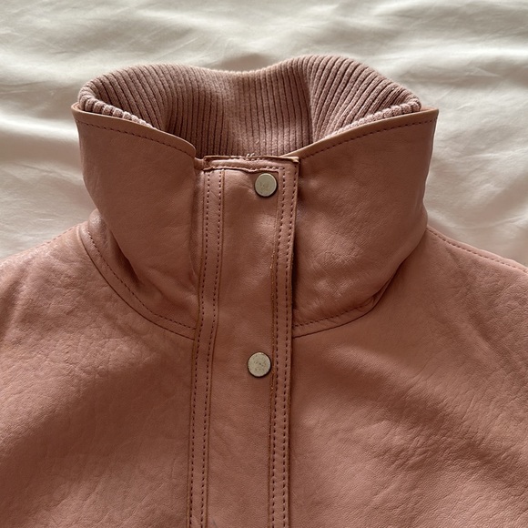 **SOLD**  Gorgeous leather Vince jacket - Picture 2 of 9